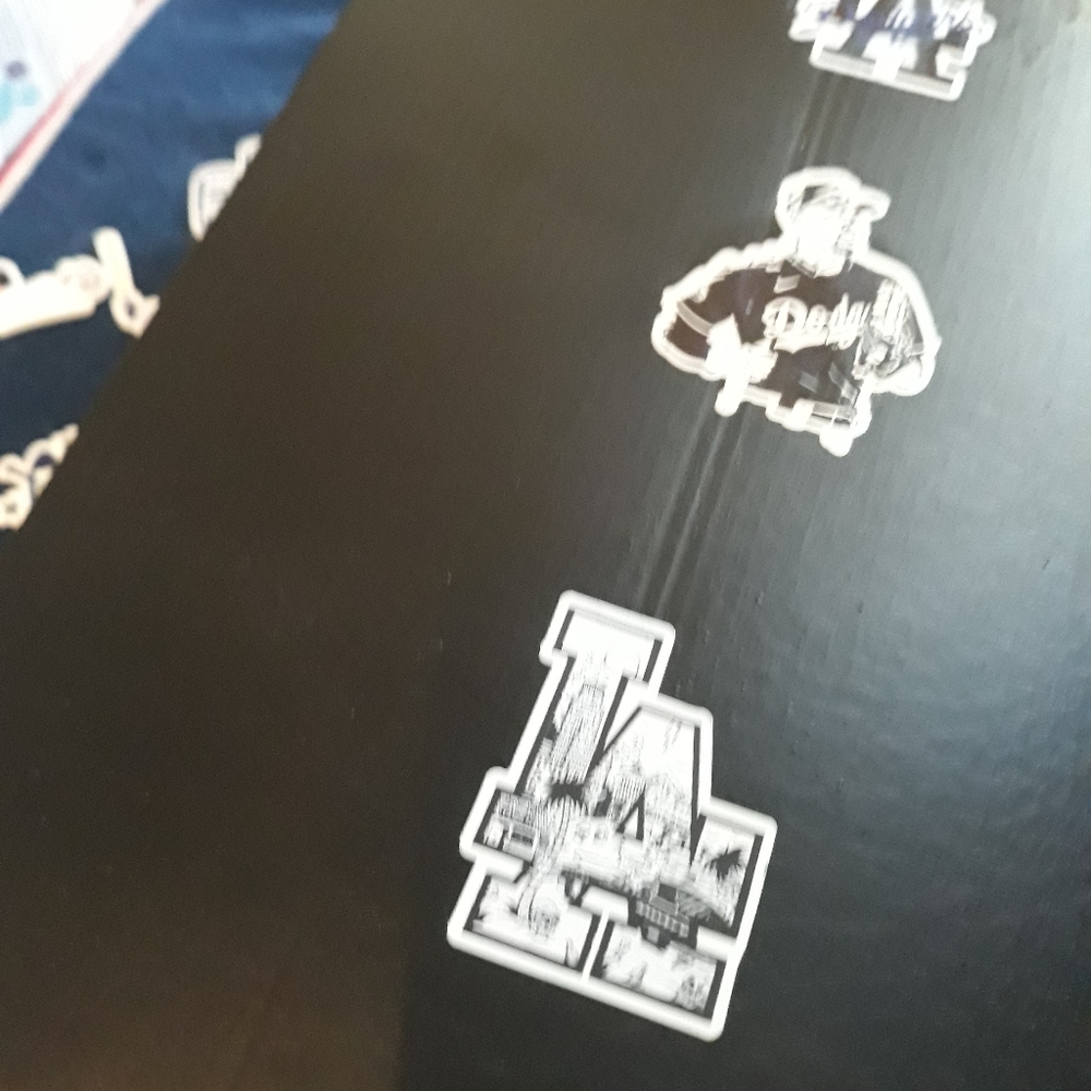 Dodgers designed custom replacement shoe box